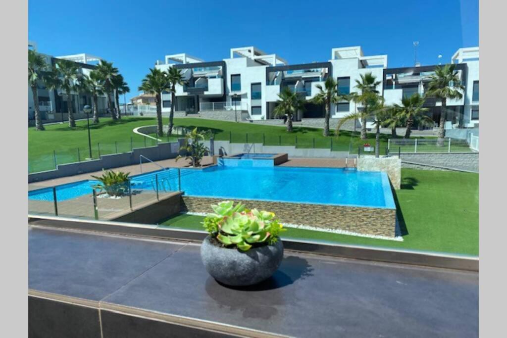 Luxury Penthouse Oasis Beach VIII Orihuela Costa Punta Prima Torrevieja Eksteriør billede