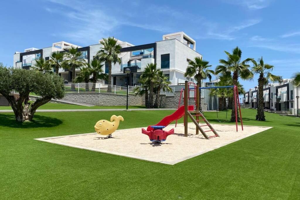 Luxury Penthouse Oasis Beach VIII Orihuela Costa Punta Prima Torrevieja Eksteriør billede