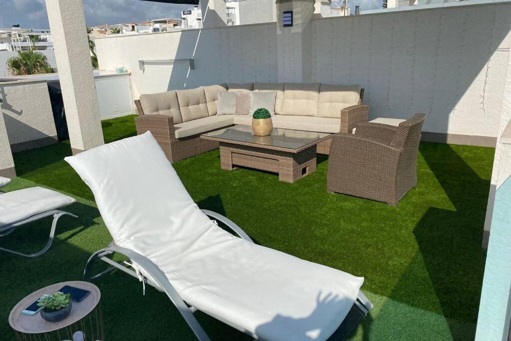 Luxury Penthouse Oasis Beach VIII Orihuela Costa Punta Prima Torrevieja Eksteriør billede