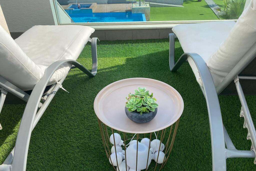 Luxury Penthouse Oasis Beach VIII Orihuela Costa Punta Prima Torrevieja Eksteriør billede