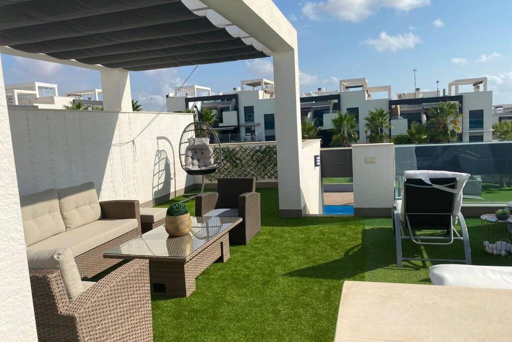 Luxury Penthouse Oasis Beach VIII Orihuela Costa Punta Prima Torrevieja Eksteriør billede