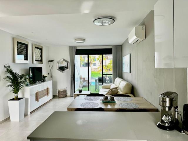Luxury Penthouse Oasis Beach VIII Orihuela Costa Punta Prima Torrevieja Eksteriør billede